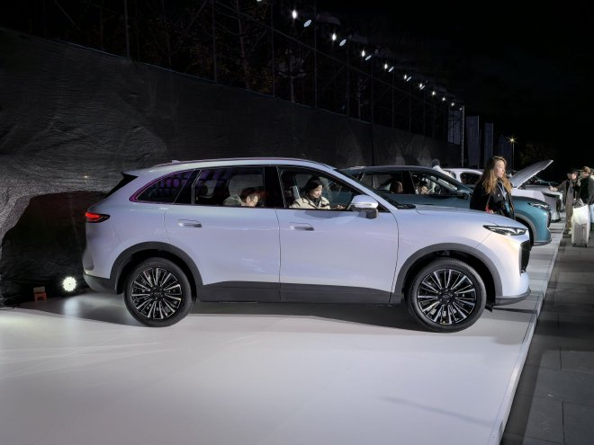 奇瑞第五代瑞虎8上市 限时售价9.29-12.29万元