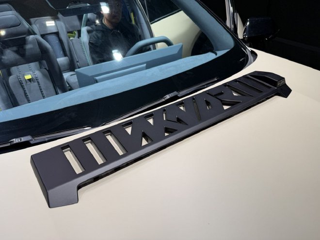 2025广州车展:李娜成新狮铂拓界代言人