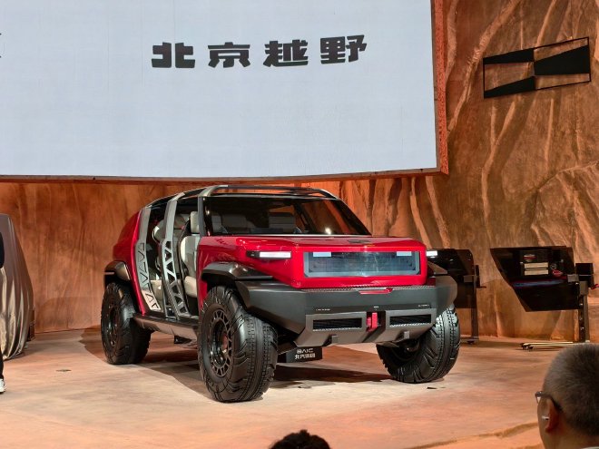 2025广州车展:北京越野未来原型车ELMT Max发布/BJ40探险家开启预订