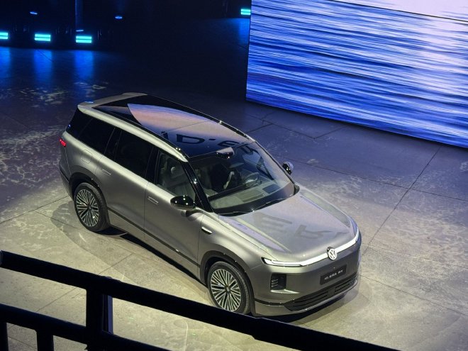 一汽-大众ID. AURA T6亮相 2026大众汽车品牌之夜