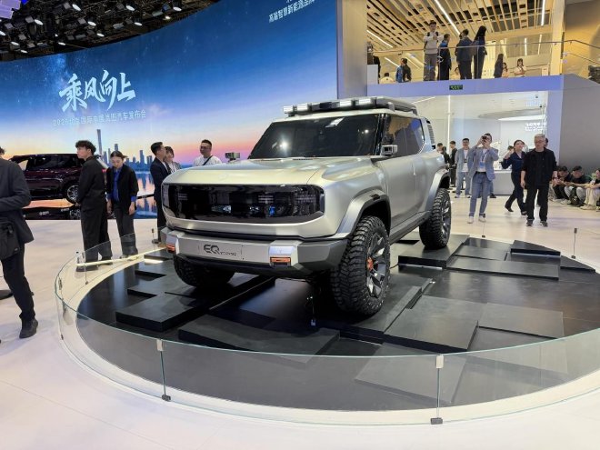 2026北京车展：东风EQ-REBORN迎首秀