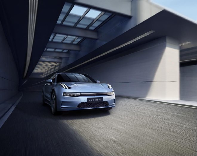 极氪欧洲开售,极氪001、极氪X起售价分别为47.2万元、35.7万元