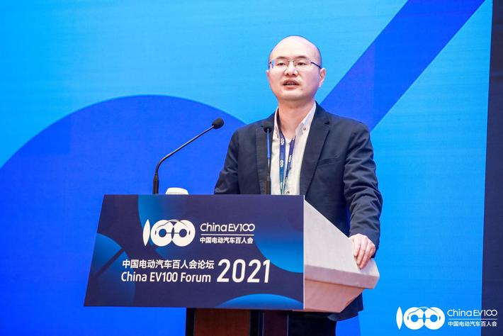 王青：预判到2030年我国汽车保有量约为4.3亿辆 千人汽车拥有量约300辆