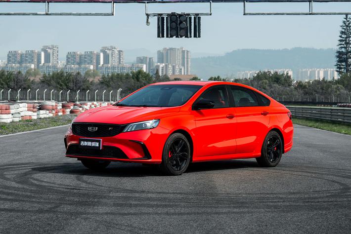 家轿的运动气质 试驾吉利缤瑞