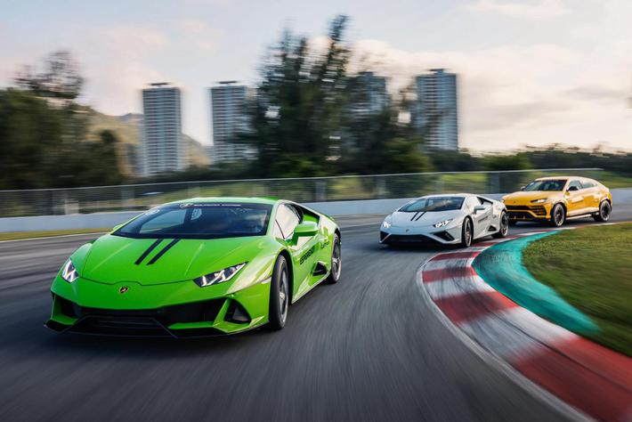 上赛道就得CORSA模式 2021年兰博基尼赛道日体验的一天