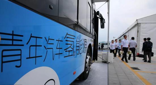 补贴停了骗子撤了销量跌了 新能源车怎么办?