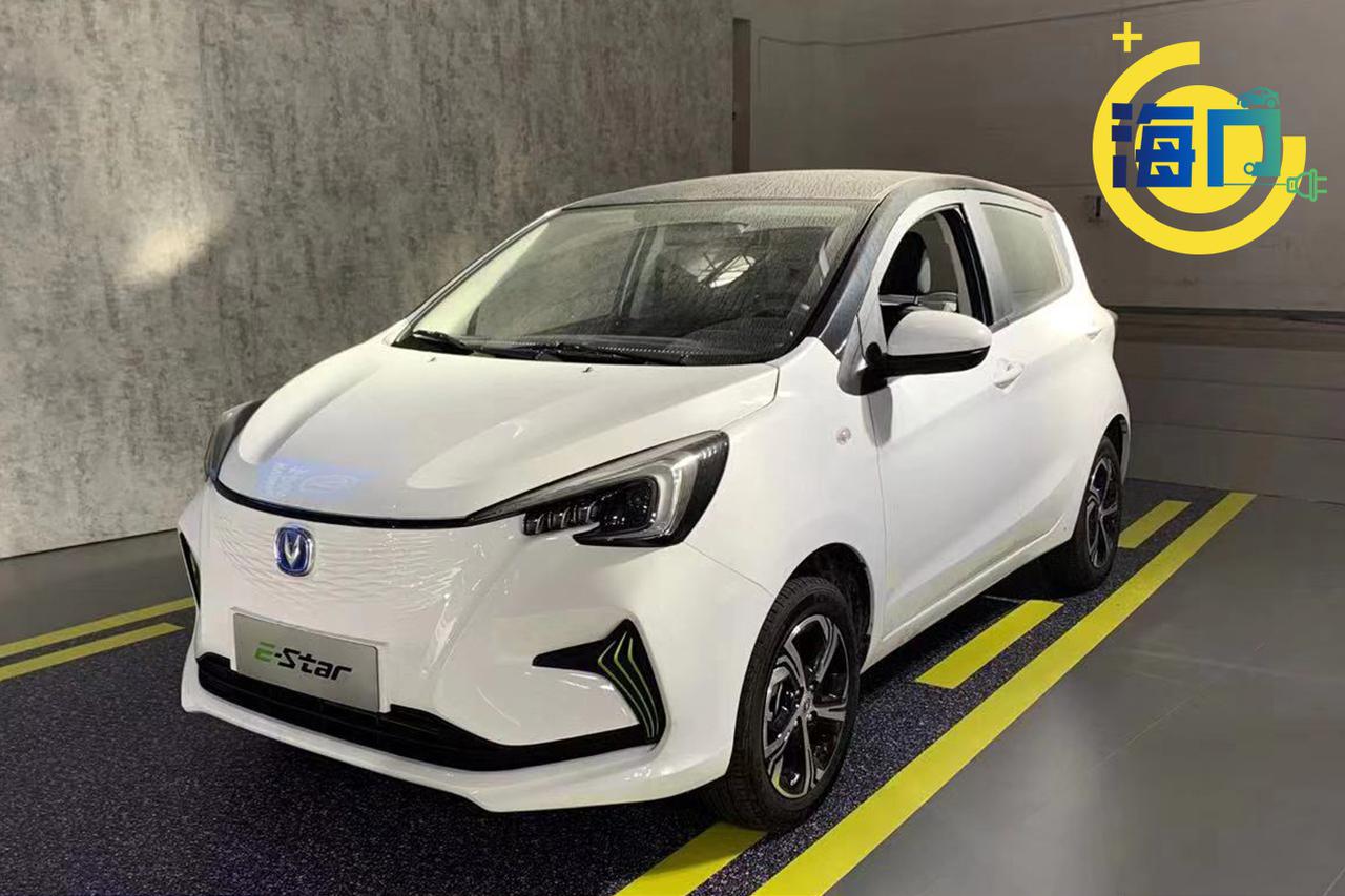 2020海口新能源车展探馆：长安新能源E-Star小车身大屏幕 续航301km