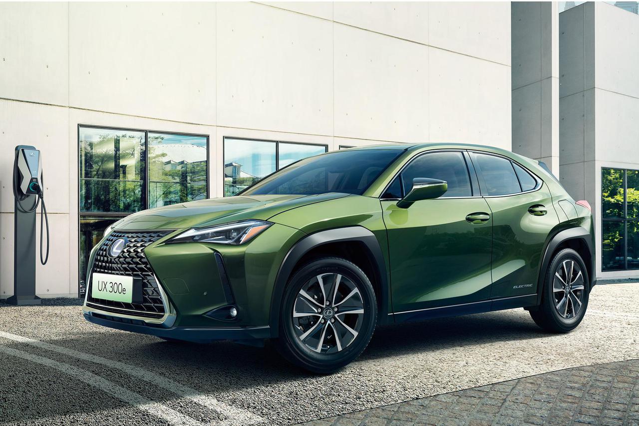 品牌首款纯电动车型 雷克萨斯UX 300e正式上市 售36.2万起
