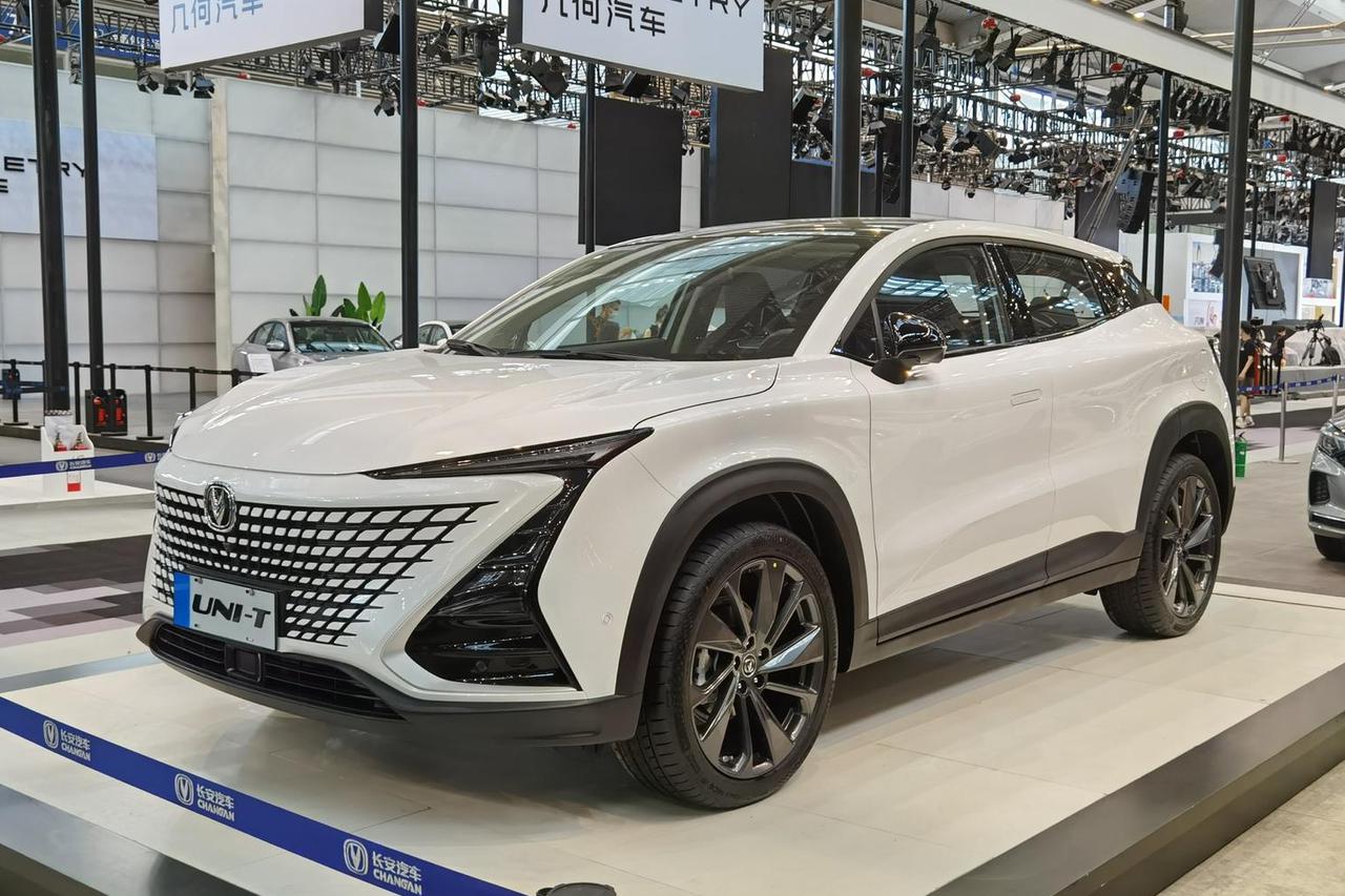 2020粤港澳车展：未来科技量产车 长安UNI-T预售11.59万元