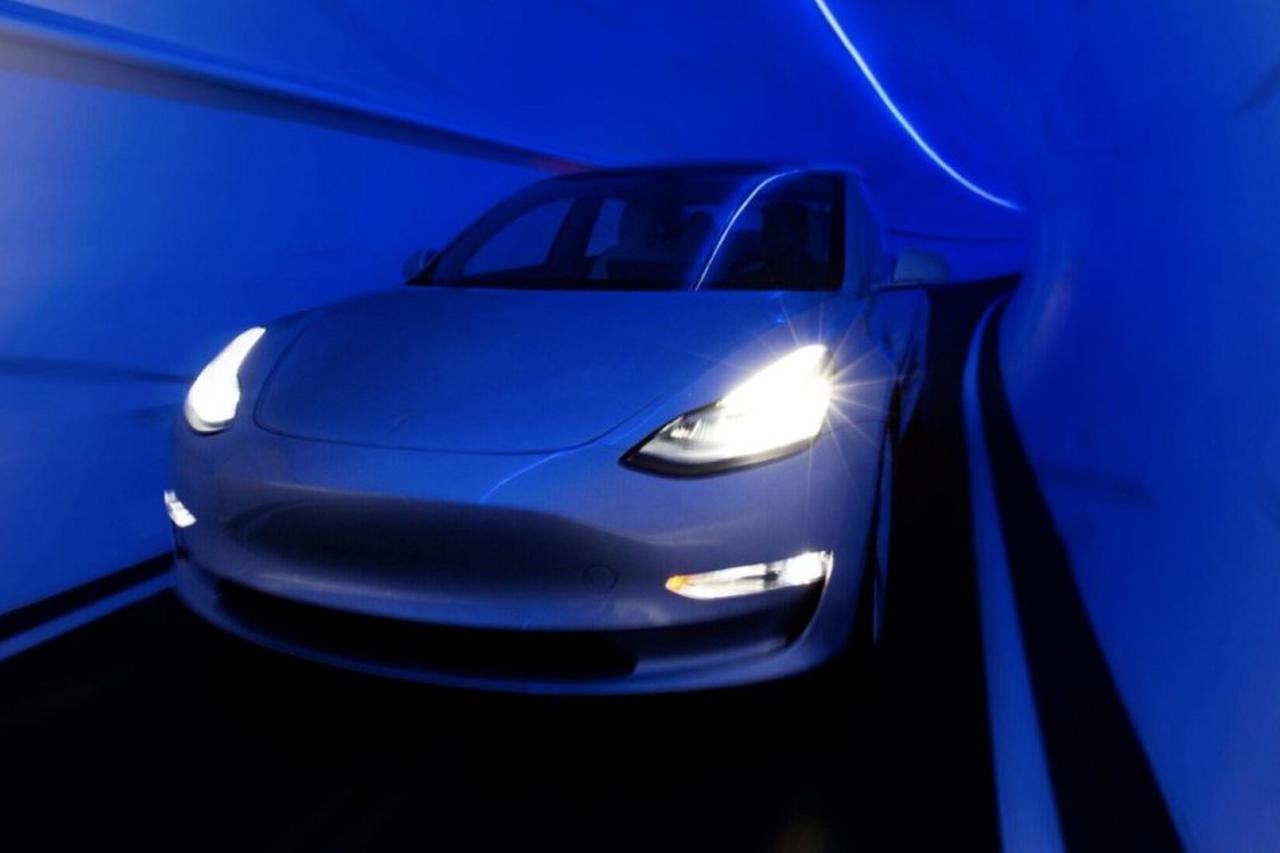马斯克Boring发布智能交通新成果 用特斯拉自动驾驶汽车