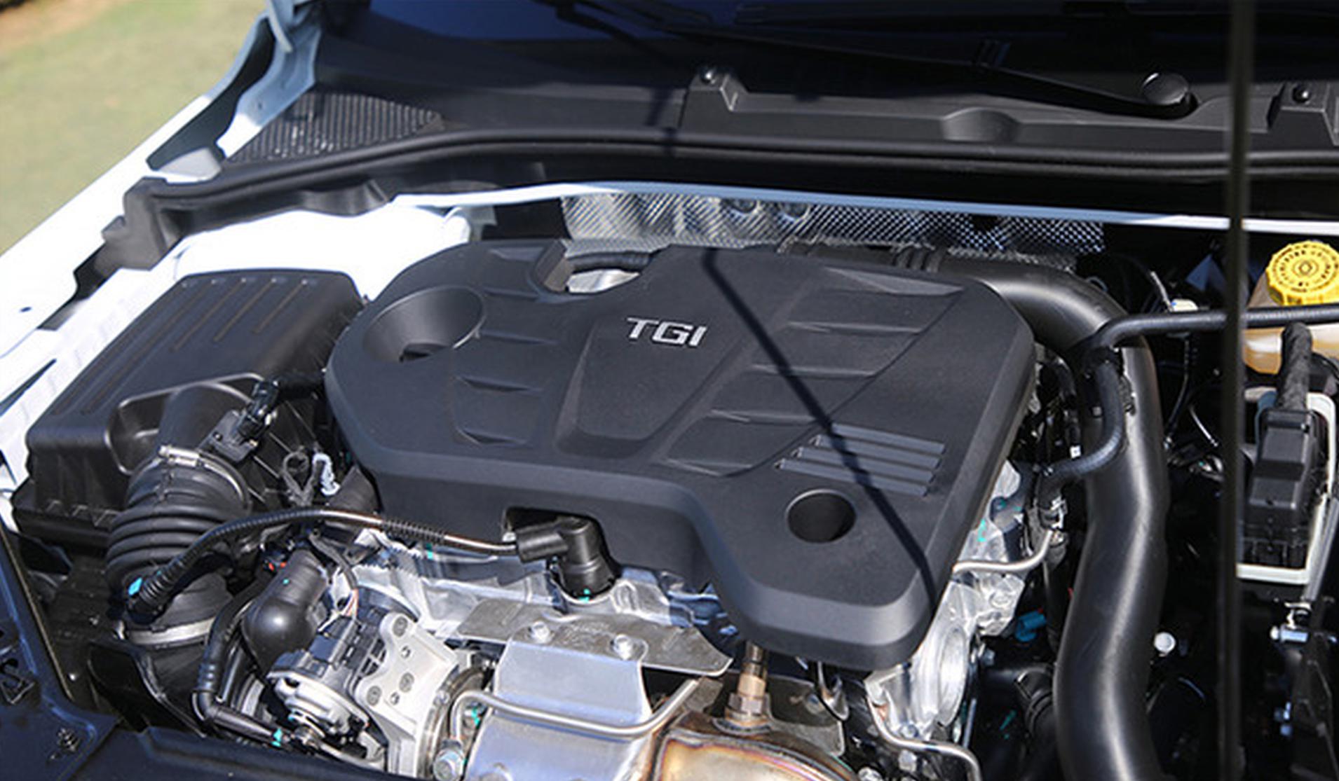 荣威i6 MAX正式上市 补贴后售10.68万起