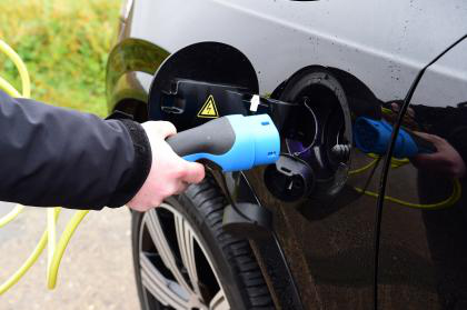 英国超市充电桩数量猛增至1115个 2年内翻番