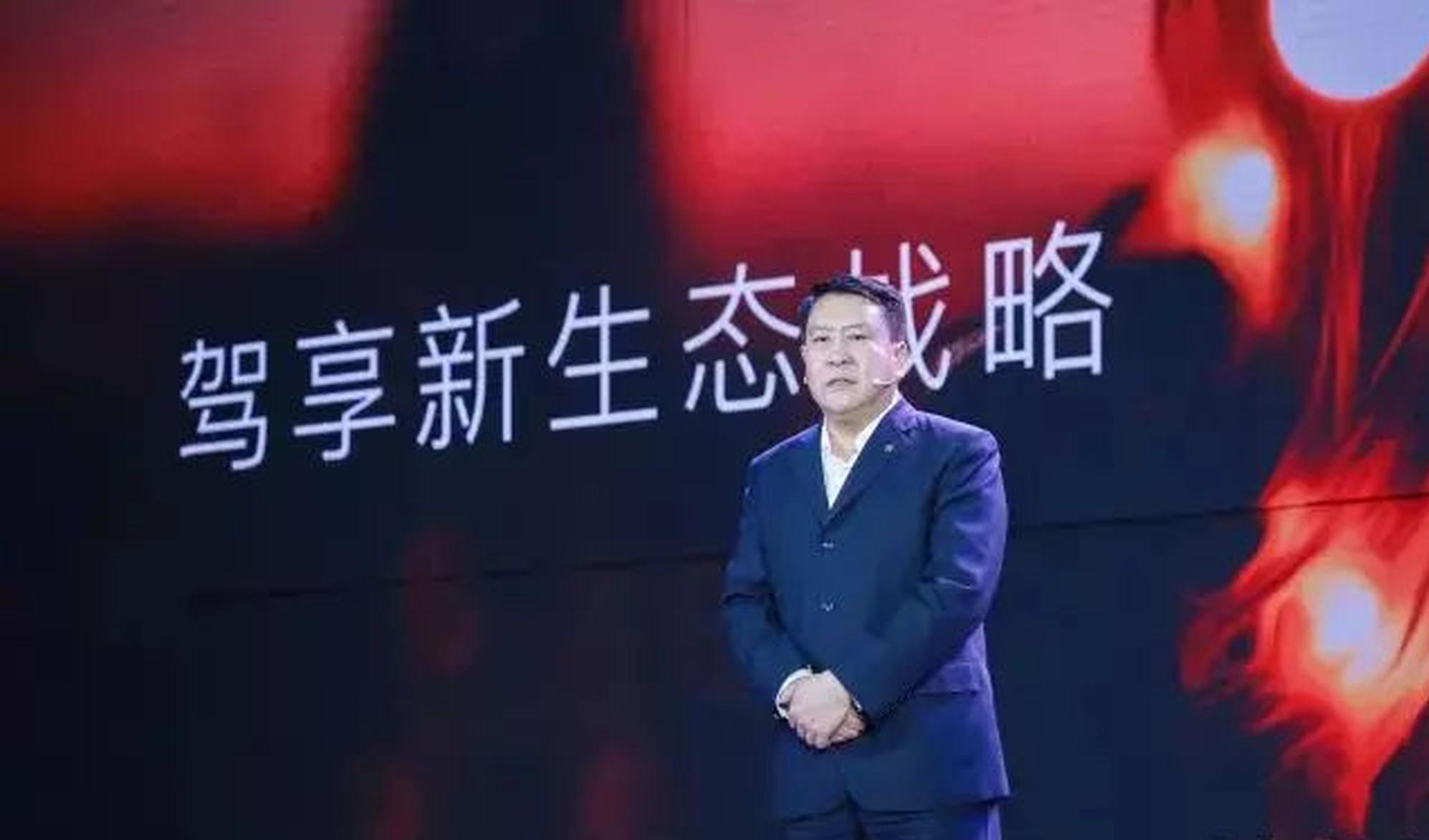 北京车展|智能化抛却犹疑 看新晋与传统的排兵布阵