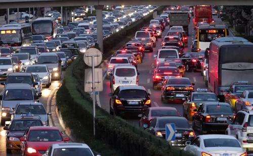 增加指标、给予补贴,疫情之下多地出台政策鼓励汽车消费