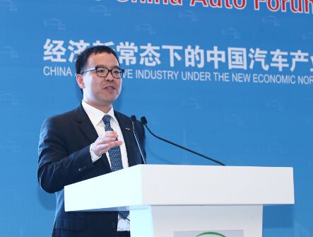 杨学良否认吉利收购戴姆勒资金来源于某地方国