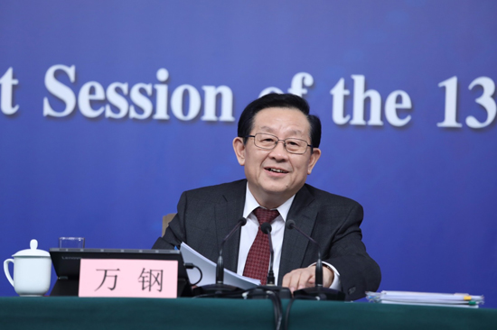 万钢:跟马斯克经常有交流 欢迎全球电动车进入中国
