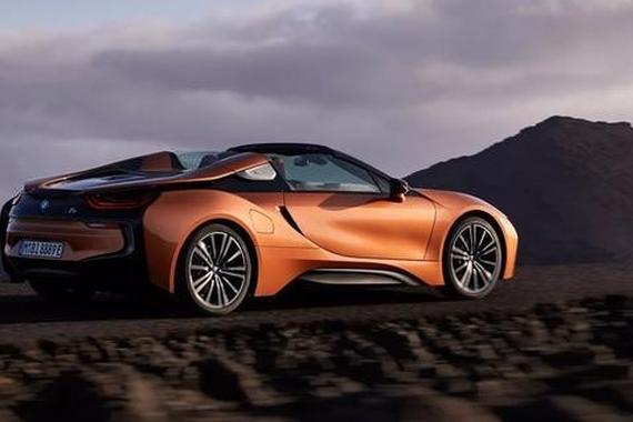 未来的宝马I8看起来更像一辆敞篷车