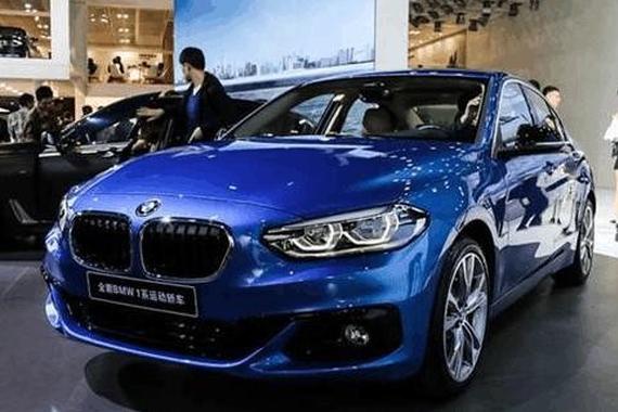 宝马1系三厢版, 售价18万, 高颜值, 强悍动力