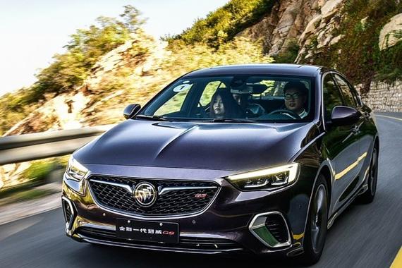 在运动与舒适间游走 试驾别克君威GS