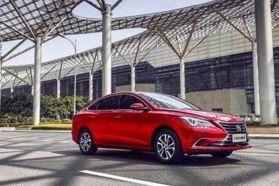 颜值高 帝豪GL强大对手 长安全新逸动官图解析