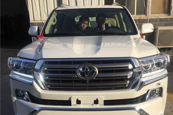 18款丰田酷路泽4000实拍改装效果