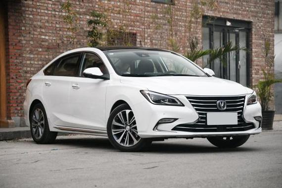 长安推全新中型轿车，8.99万起售，竞争老对手吉利与传祺