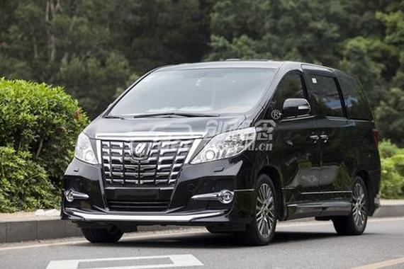 2017最新款丰田埃尔法内饰改装，体验豪华魅力！