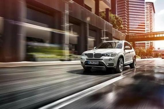 中型豪华SUV首选宝马X3、X4运动操控优秀，价格不贵