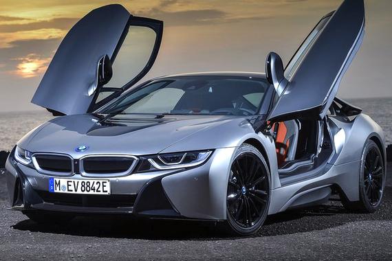 宝马i8即将亮相！开蓬瞬间酷毙了，兰博基尼都不如它