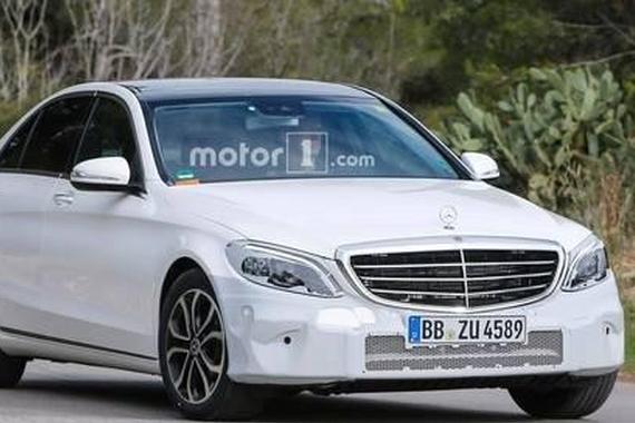 全新奔驰C级谍照曝光 外观更加运动