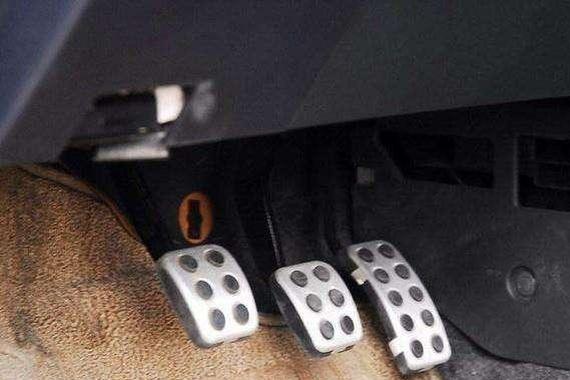 7大最毁车的驾驶陋习，能让你的车少开10年