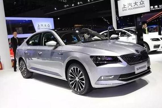 15万拿下合资B级车！运动、舒适、空间大的全都有！