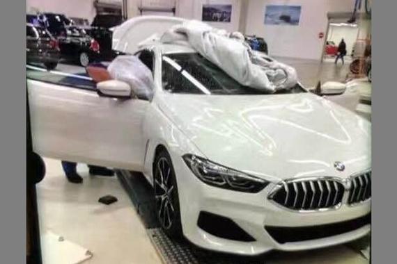 宝马8系无伪装谍照曝光 有望在年内发布