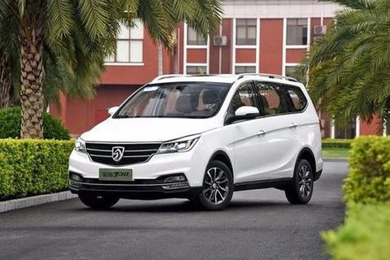 空间大、性价比高，这几款MPV售价还不到15万元