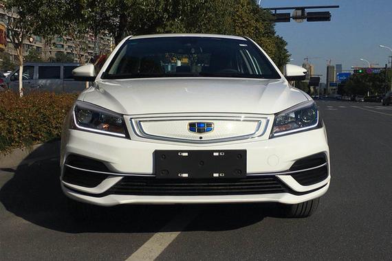 新款帝豪 EV 谍照 续航里程达 400 公里/ 3 月上市