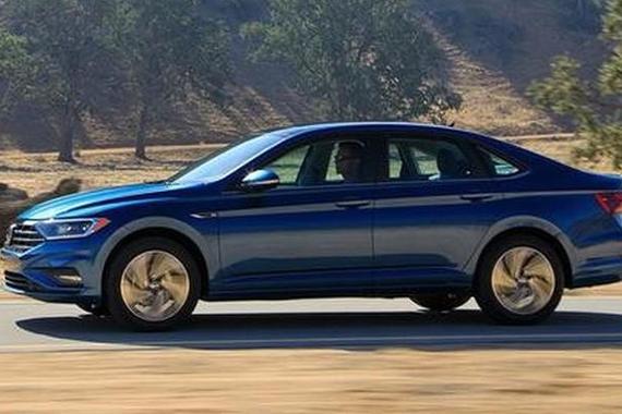 大众发布新一代“速腾” 外观大改/尺寸全面提升