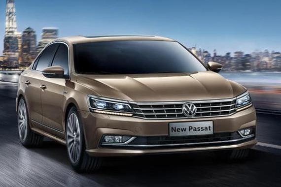 2018新款帕萨特上市，后排配办公桌