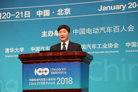 刘小明：推进自动驾驶和新能源汽车发展的三点意见