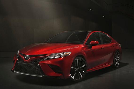 丰田新款凯美瑞尽情展示自己的优点