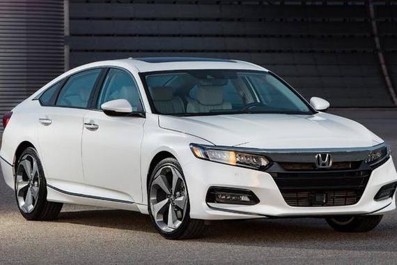 十代雅阁和八代凯美瑞，谁性价比更高谁最值得你买？