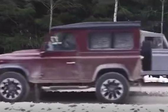 视频：硬派越野车之间的对决！