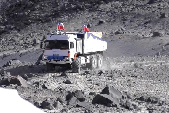 视频：莱茵金属MAN HX 6X6卡车在6690米海拔的通过性测试