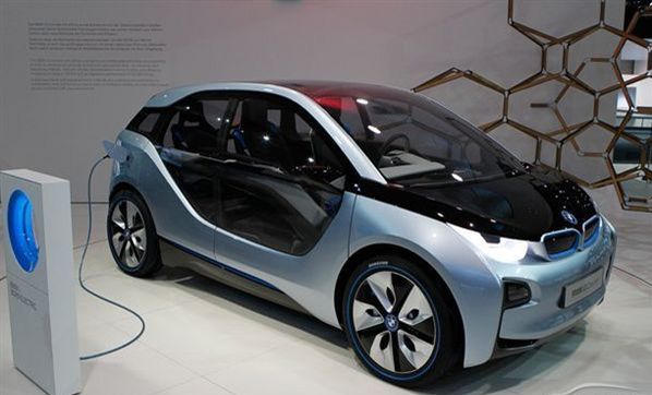 宝马2019年计划销售50万辆纯电动车和混合动