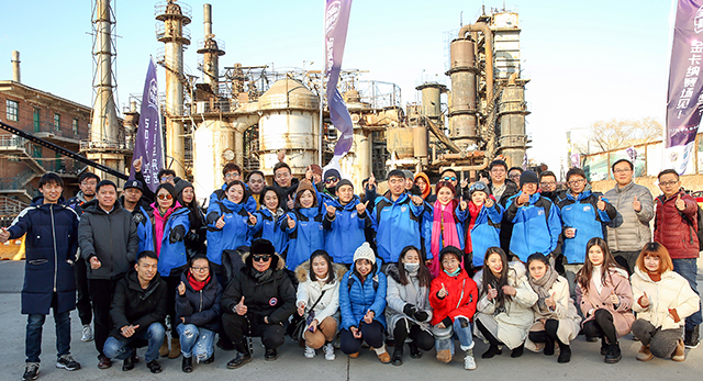 汽车头条APP圣诞节上演“全民车手嘉年华”活动