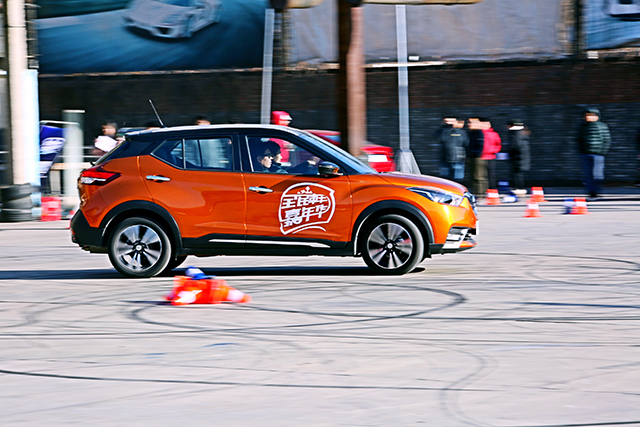 汽车头条APP圣诞节上演“全民车手嘉年华”活动