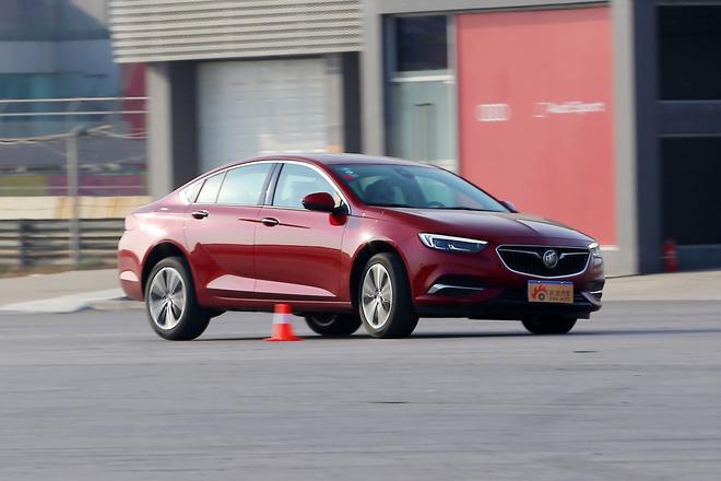 2018年度车车型介绍:上汽通用别克君威