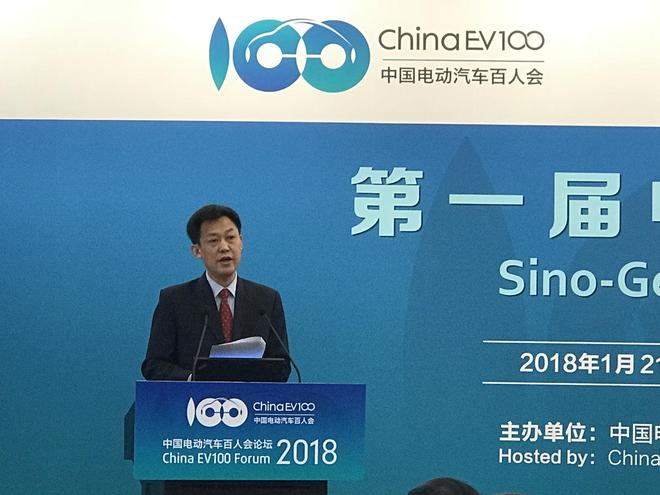 工信部装备工业司副司长翟国春