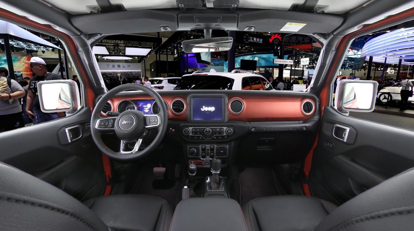 全景看车|全新一代牧马人 搭2.0T 8AT七月上市