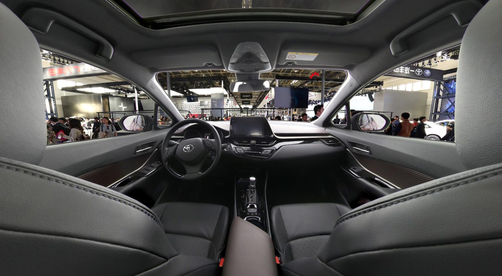 全景看车|丰田全新小型SUV 奕泽