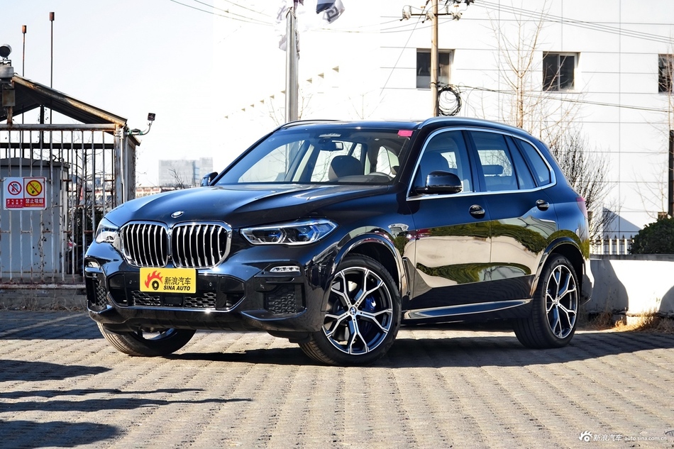 2019款宝马X5 3.0T自动 xDrive40i 尊享型 M运动套装